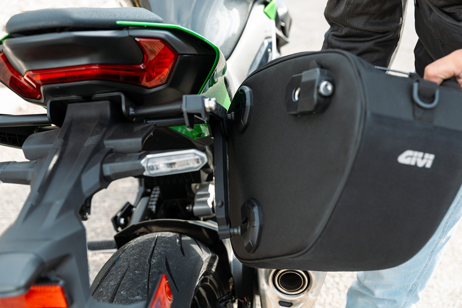 landing_stealth-gallery-givi.04